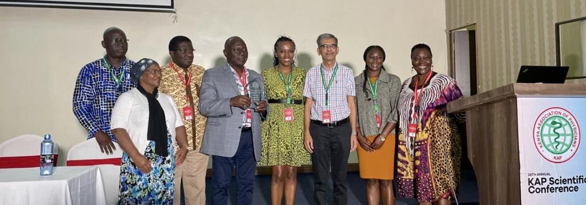 Prof Ogutu receives KAP Distinguished service Award 